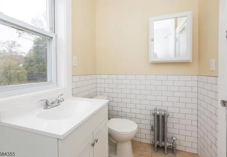 60 Wildwood Ave #2 — Photo 4
