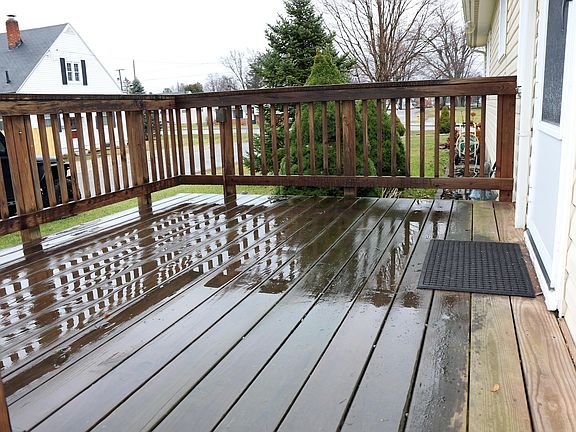 3rd image of 303 N 30th St