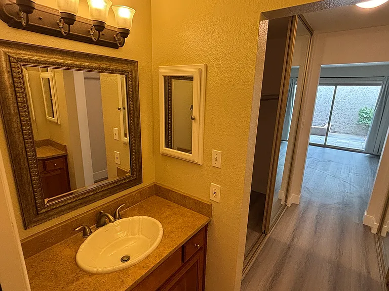 7206 N Via De Paesia — Photo 12