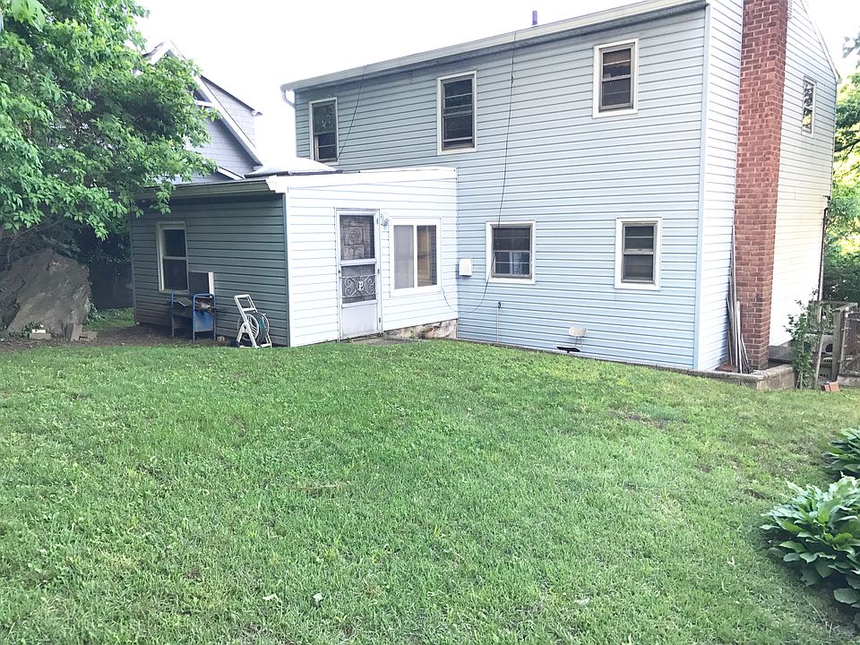 2nd image of 179 Rockne Rd