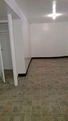 Rented by Roz Khan, LREB | media 3