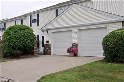 1st image of 75 Mount Vernon Ct