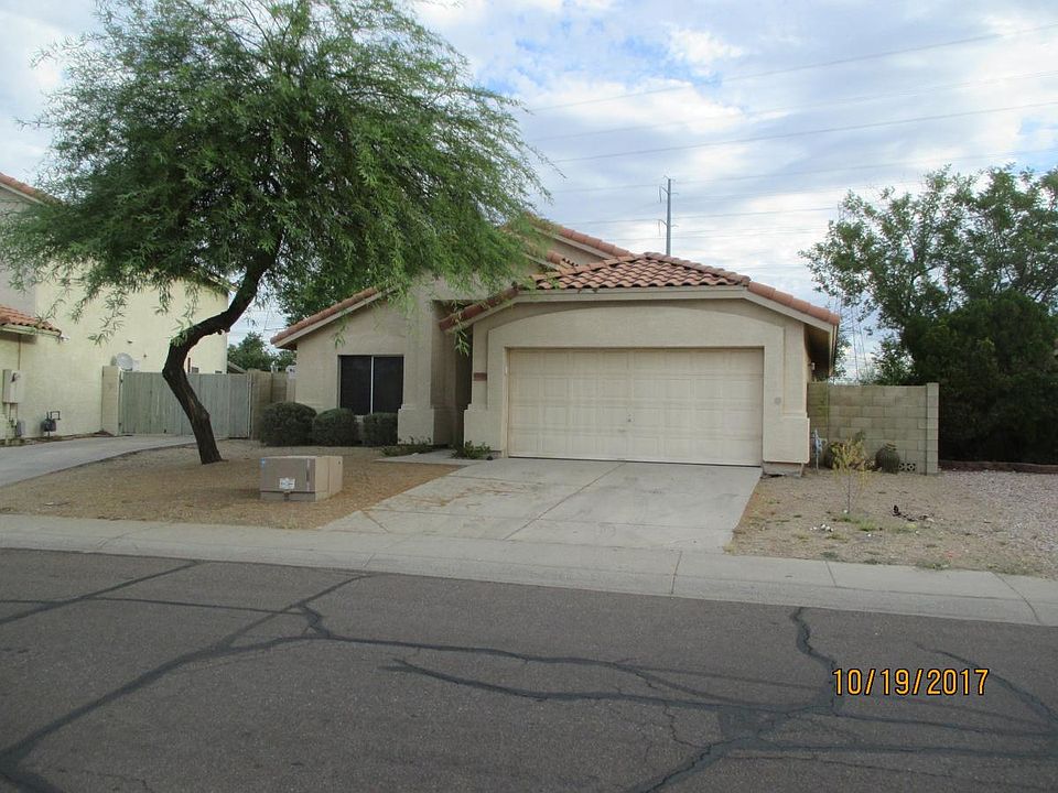1st image of 8861 N 112th Ave