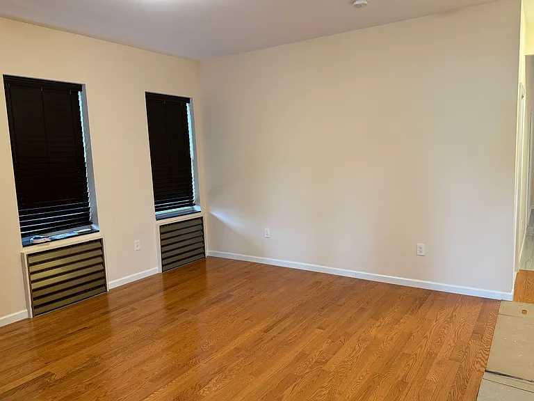 80 McClean Ave #1 — Photo 3