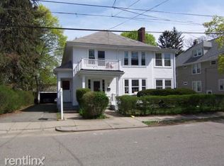 18-20 Crosby Rd #1, Newton, MA 02467