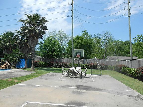 3rd image of 15323 Black Falls Ln