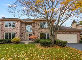 465 Parkchester Rd, Buffalo Grove, IL 60089