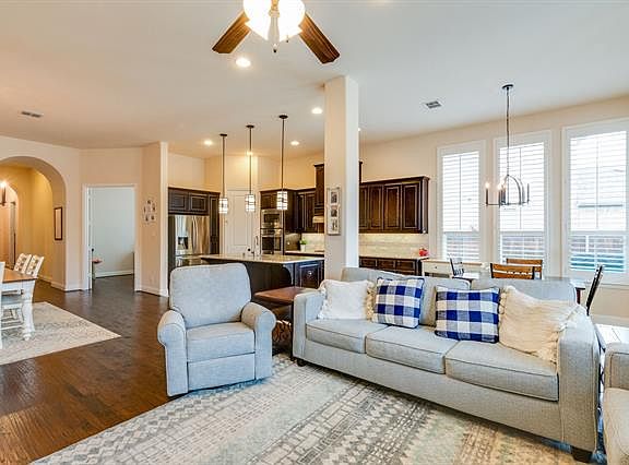 4th image of 3716 Old Orchard Ct