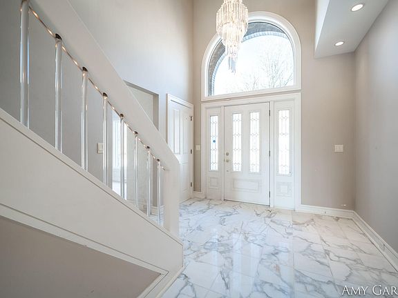 4th image of 7405 Old Lantern Dr SE