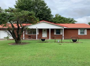 807 Glenn Dr, Sikeston, MO 63801
