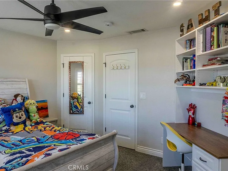 3809 Hanford Ave — Photo 40