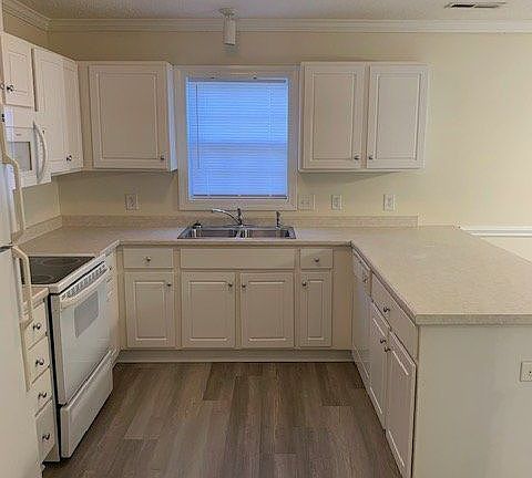 5th image of 4145 E Dudleys Grant Dr