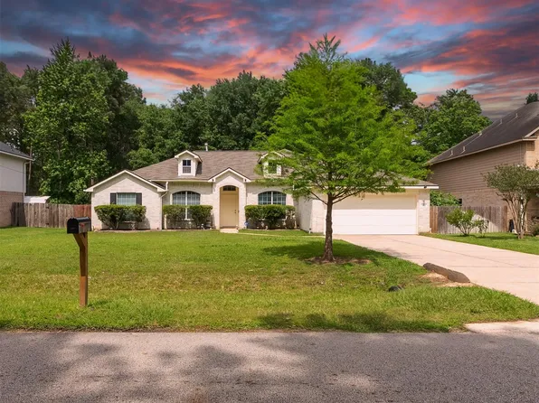 1102 Wiley Dr, Magnolia, TX 77354