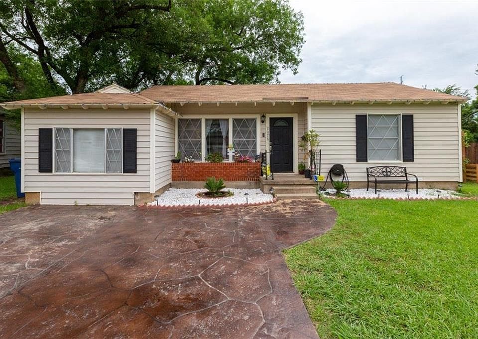 1st image of 2076 Sunnybrook Ln