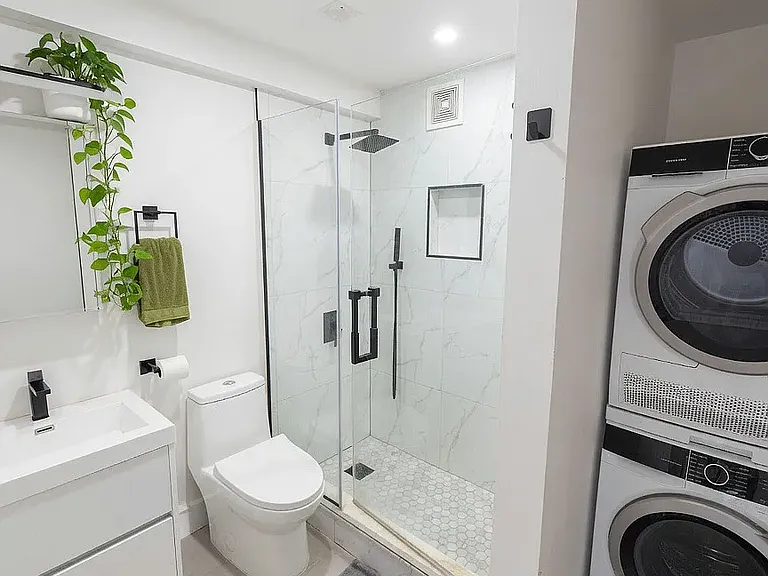 109 1st Ave #5F — Photo 5