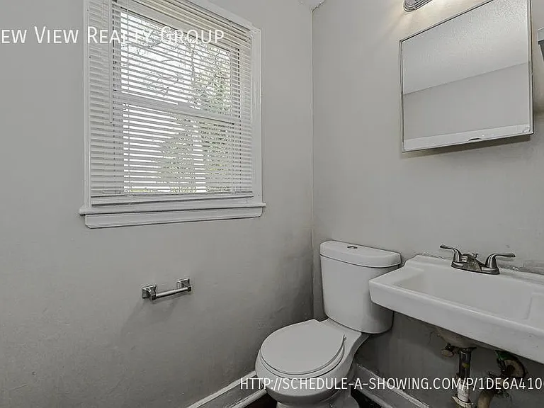 1900 Lasalle St #2 — Photo 9
