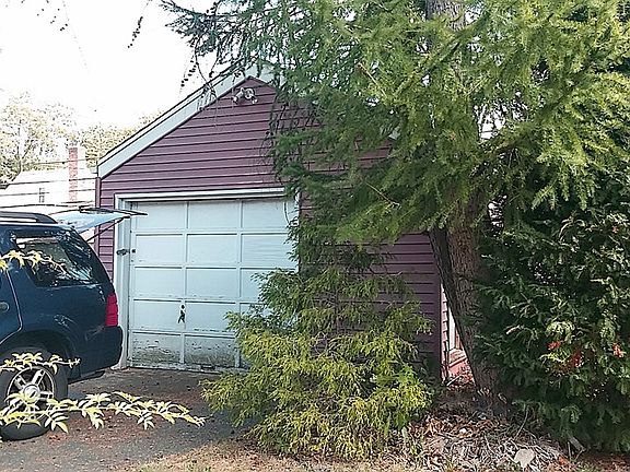 3rd image of 81-29 262nd Street