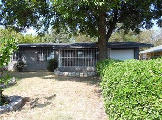 1824 S Cravens Rd, Fort Worth, TX 76112