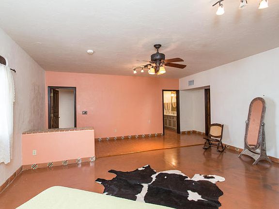 2nd image of 5020 N Camino De Oeste