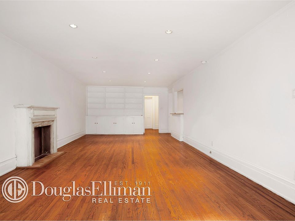 1st image of 122 W 13th St