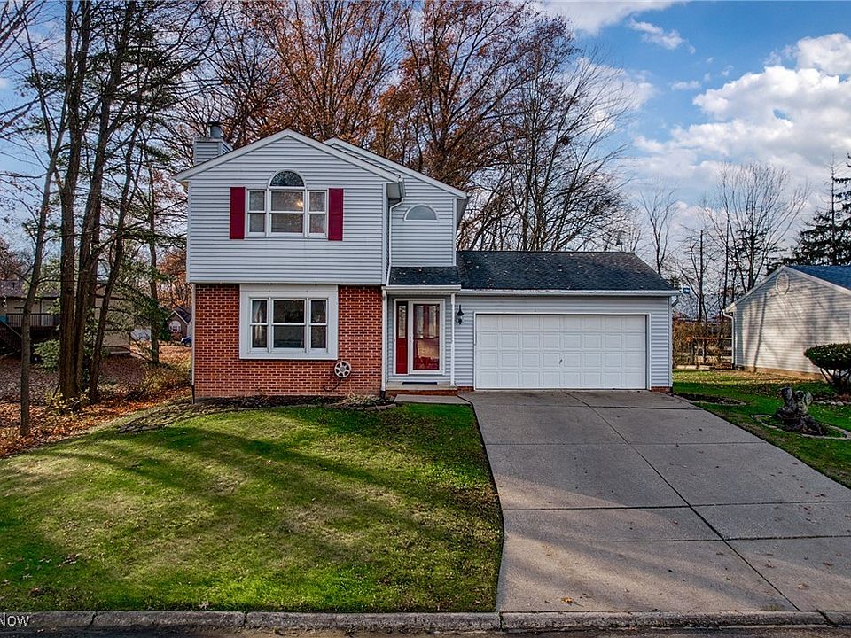 1st image of 1831 Woodbine Cir NE