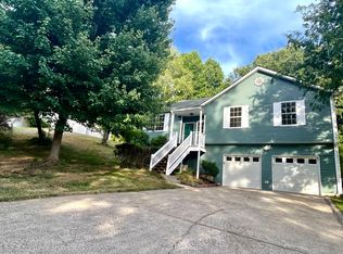 3221 Meadowlark Ln NW, Kennesaw, GA 30152