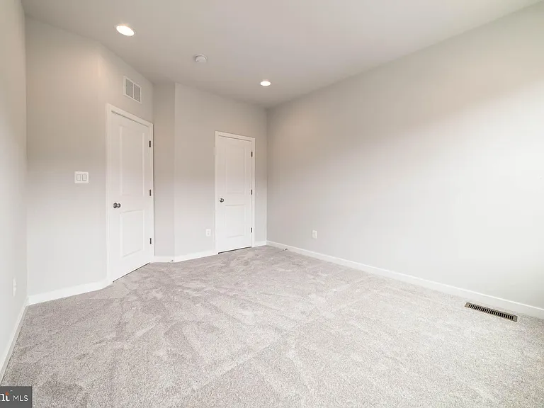6227 Almerico Pl — Photo 50
