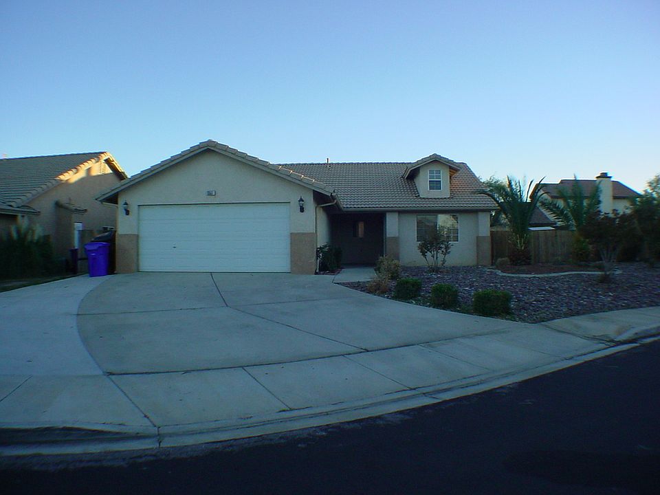 1st image of 13551 Thistle St