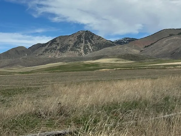 1 E Joes Gap Rd, Montpelier, ID 83254