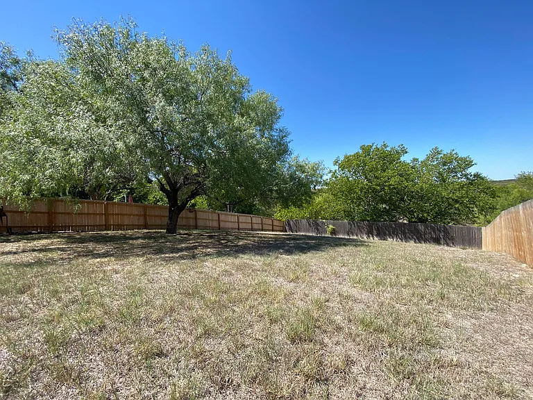 3215 Northwest Blvd — Photo 30