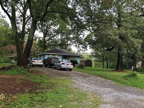 3rd image of 774 Boggess Dr