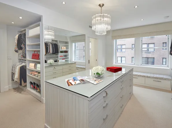 1111 Park Avenue image 7 of 24