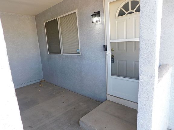 2nd image of 1037 S Honeysuckle Dr #3B-2BA-1150SQFT