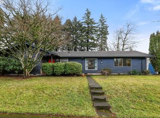 13131 NE Glisan St, Portland, OR 97230