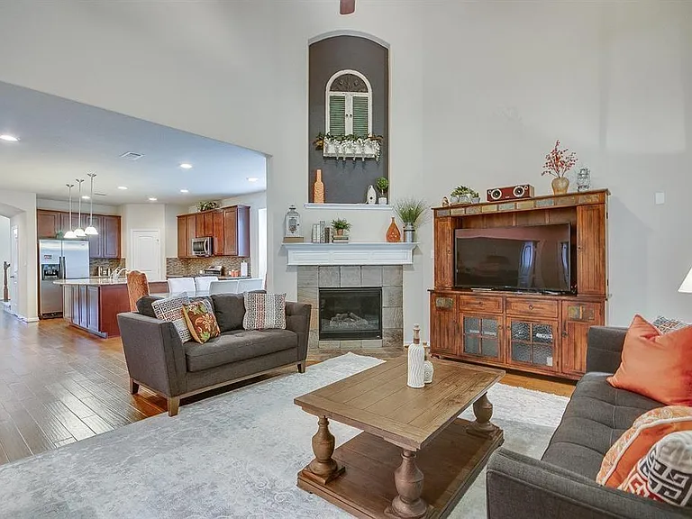 17503 Fechser Ln — Photo 12