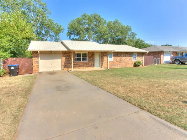 16 Sue Ln, McLoud, OK 74851