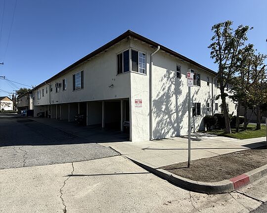 5th image of 3111 W Ramona Rd