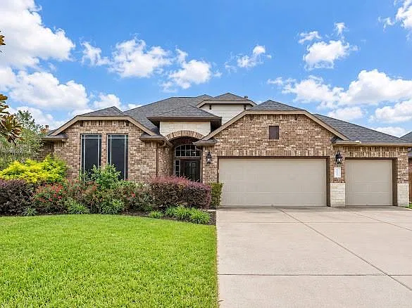 4 bed, 3.5 bath, 2973 sqft, $2,550 — Photo 2