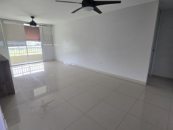 3rd image of 500 Los Filtros Ave #1BOULEVARD