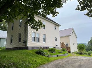 74 Main St, Canton, ME 04221