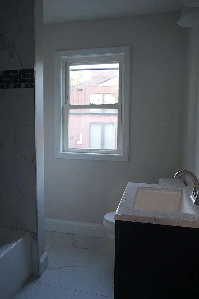 3 bed, 1109 sqft, $2,500 — Photo 4