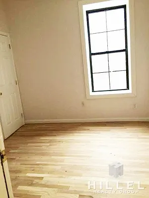 Rented by Hillel Realty Group | media 17