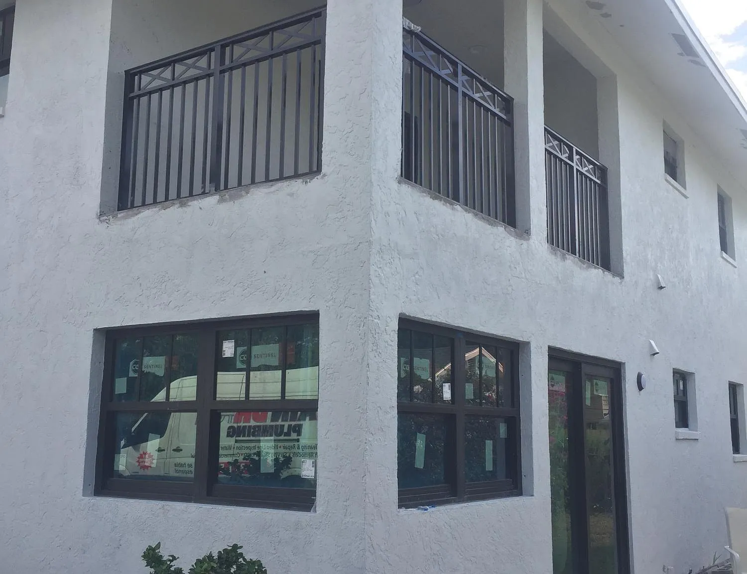 49th Street 3plex — Photo 2