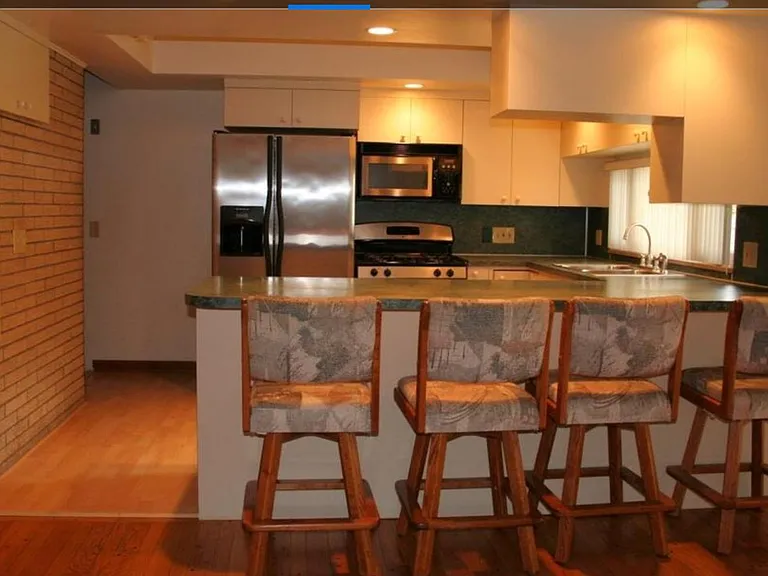 611 Brynhaven Dr — Photo 7