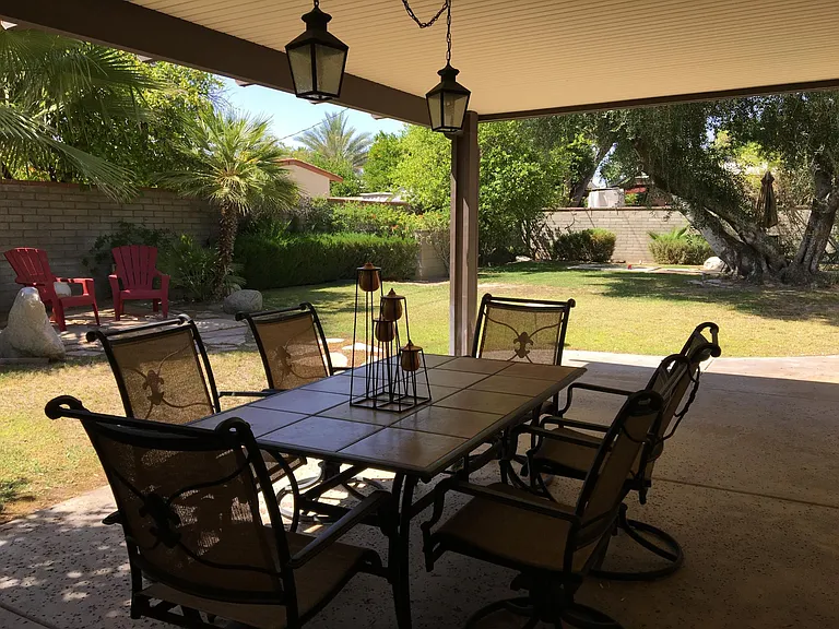527 N Plaza Amigo — Photo 4