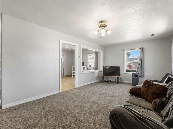 5th image of 4038 Sturdivant Ave