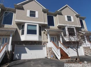 952 Fairfield Ct, Minnetonka, MN 55305