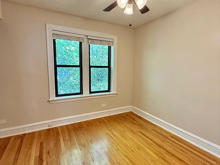 716 Reba Pl #2N — Photo 8