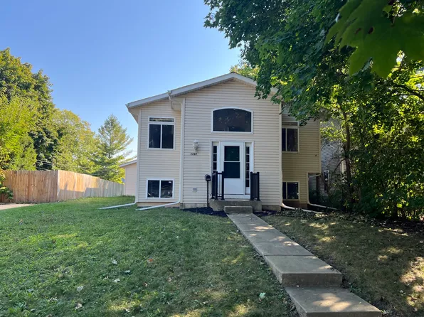 2207 N Gabriel Ave, Zion, IL 60099