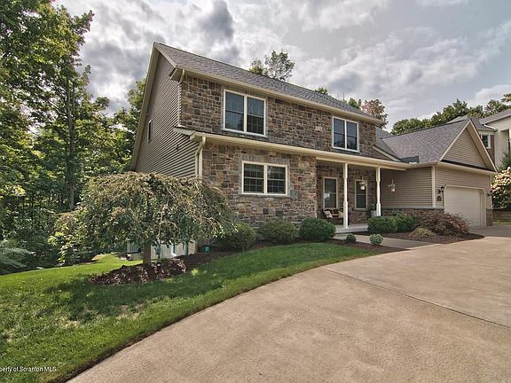 2nd image of 195 Carpenter Hill Rd